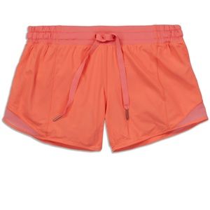 Lululemon Hotty Hot Short